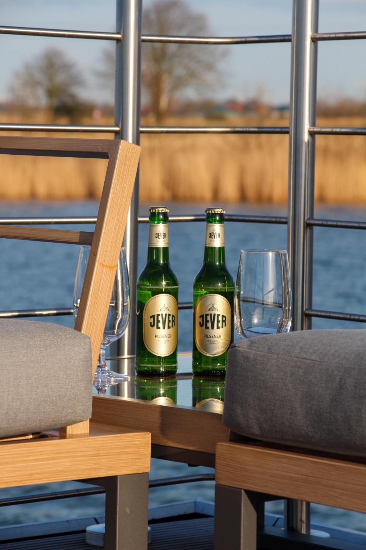 Hausboot Wangermeer Nordsonne11 ชิลลิคช์ ภายนอก รูปภาพ