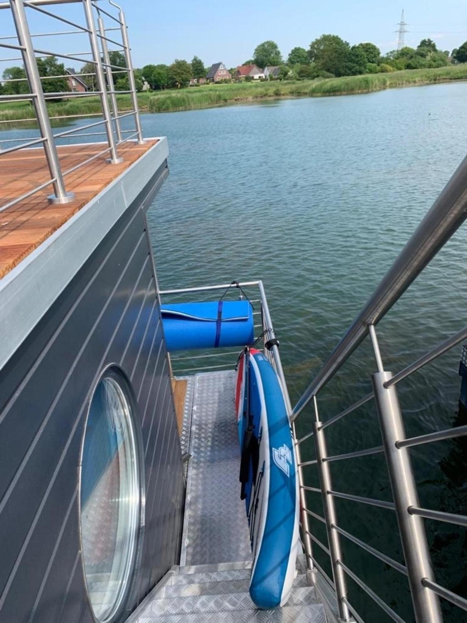 Hausboot Wangermeer Nordsonne11 ชิลลิคช์ ภายนอก รูปภาพ